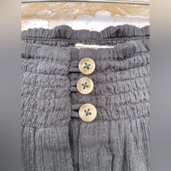 Mille resort and travel smocked waist button front midi skirt size medium - Picture 3 of 9